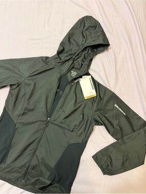 SALOMON BONATTI CROSS WIND JKT W
DEEP BLACK